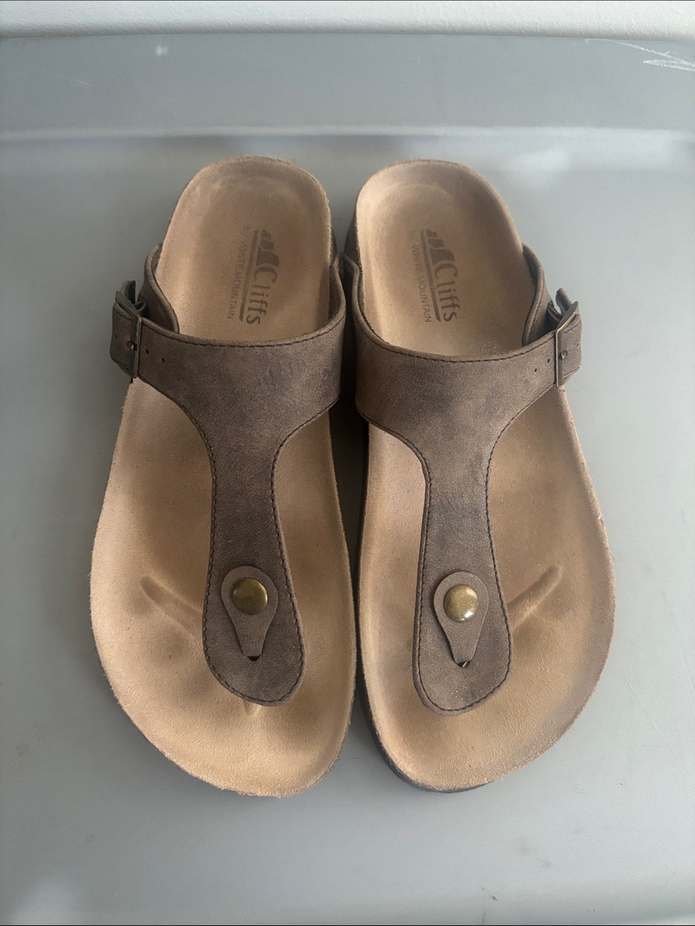 Cliff/White Mountain Slip On